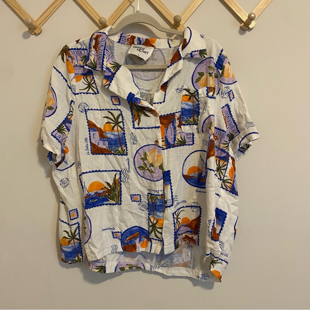 Paper Heart White Vacation Pattern Top size Large